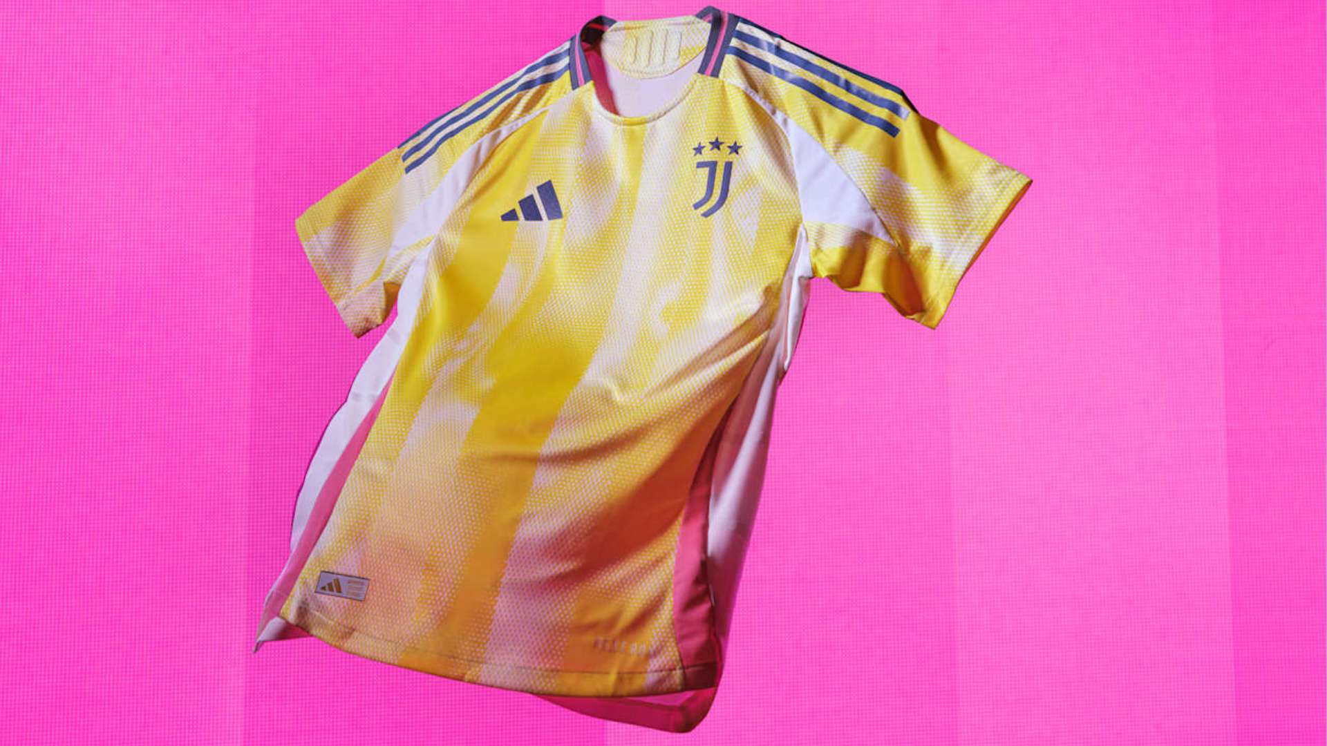 山东队勇夺男子反曲弓团体赛金牌荣耀归来